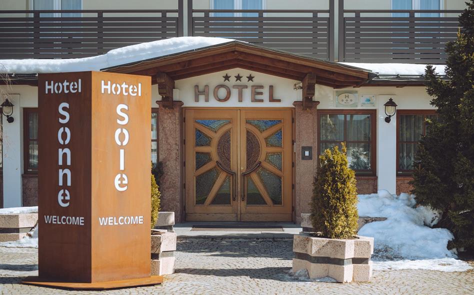 hotel-sonne-ansicht-eingang-03